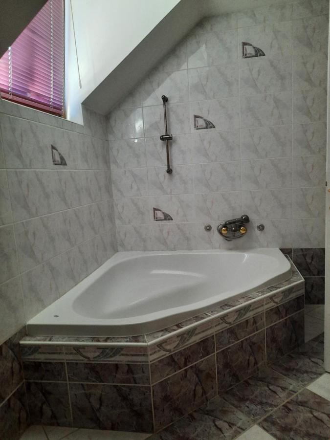 Rooms Cehovin Postojna Extérieur photo