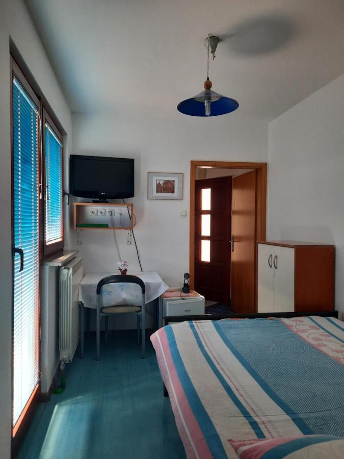Rooms Cehovin Postojna Extérieur photo
