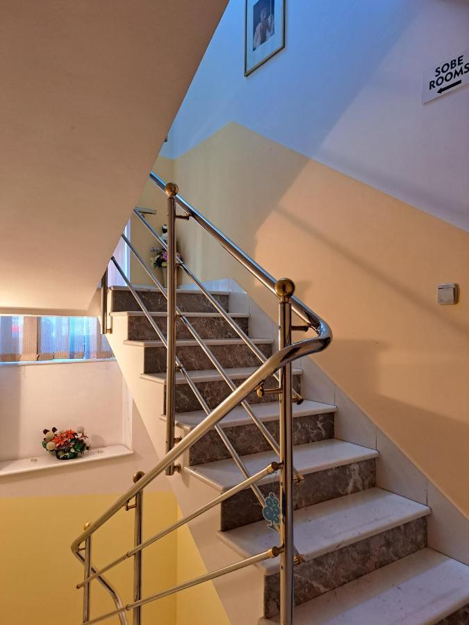 Rooms Cehovin Postojna Extérieur photo